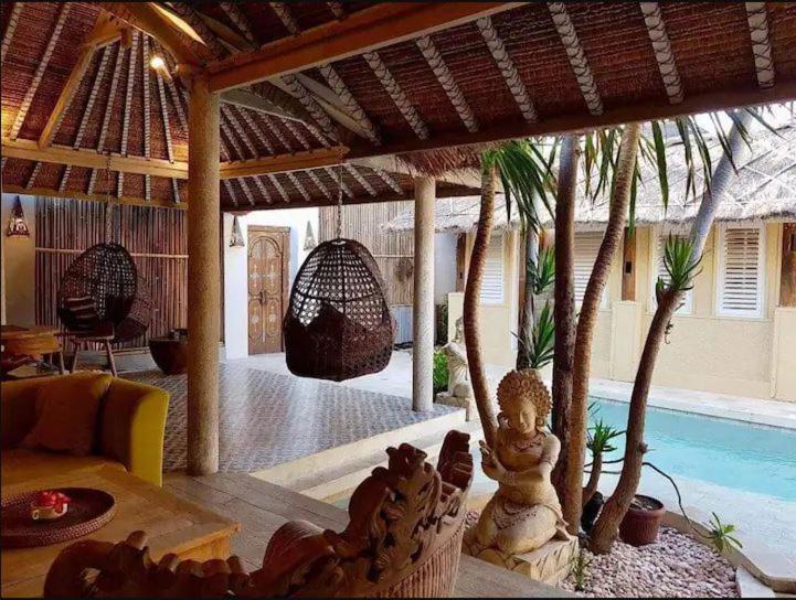 Villa Sentosa, Cheerful 3-Bedroom Villa With Pool Gili Trawangan Dış mekan fotoğraf